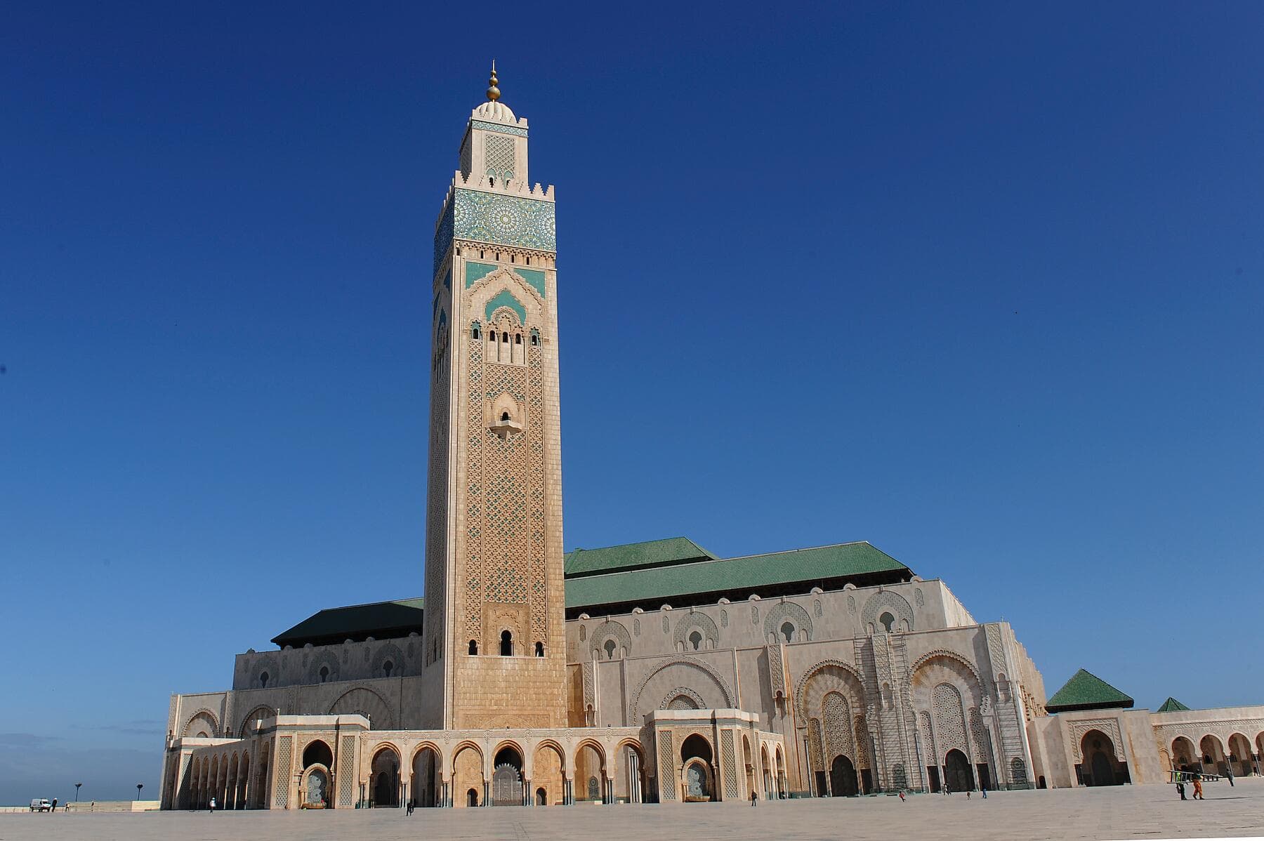 Volcanic islands and historic cities of the North Atlantic ©Studio PONANT/Nathalie Michel