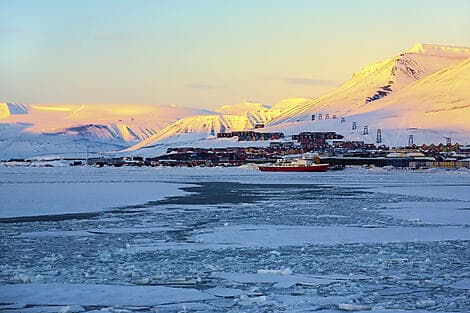 11 Jul 26 - Longyearbyen, Spitsbergen