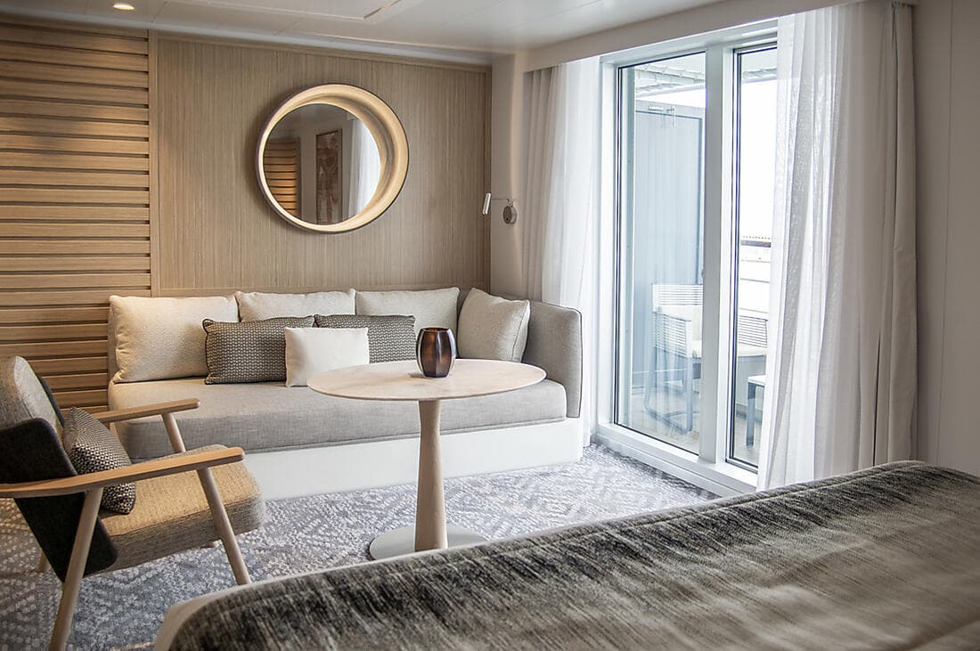 Carousel cabins: Privilege Suite